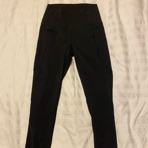 Lulu lemon black leggings. Size 4, 7/8 length